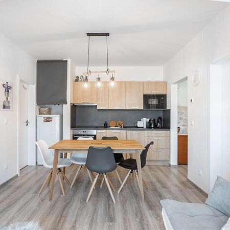 Mirabel Apartments Klinovec Loučná pod Klínovcem Bagian luar foto
