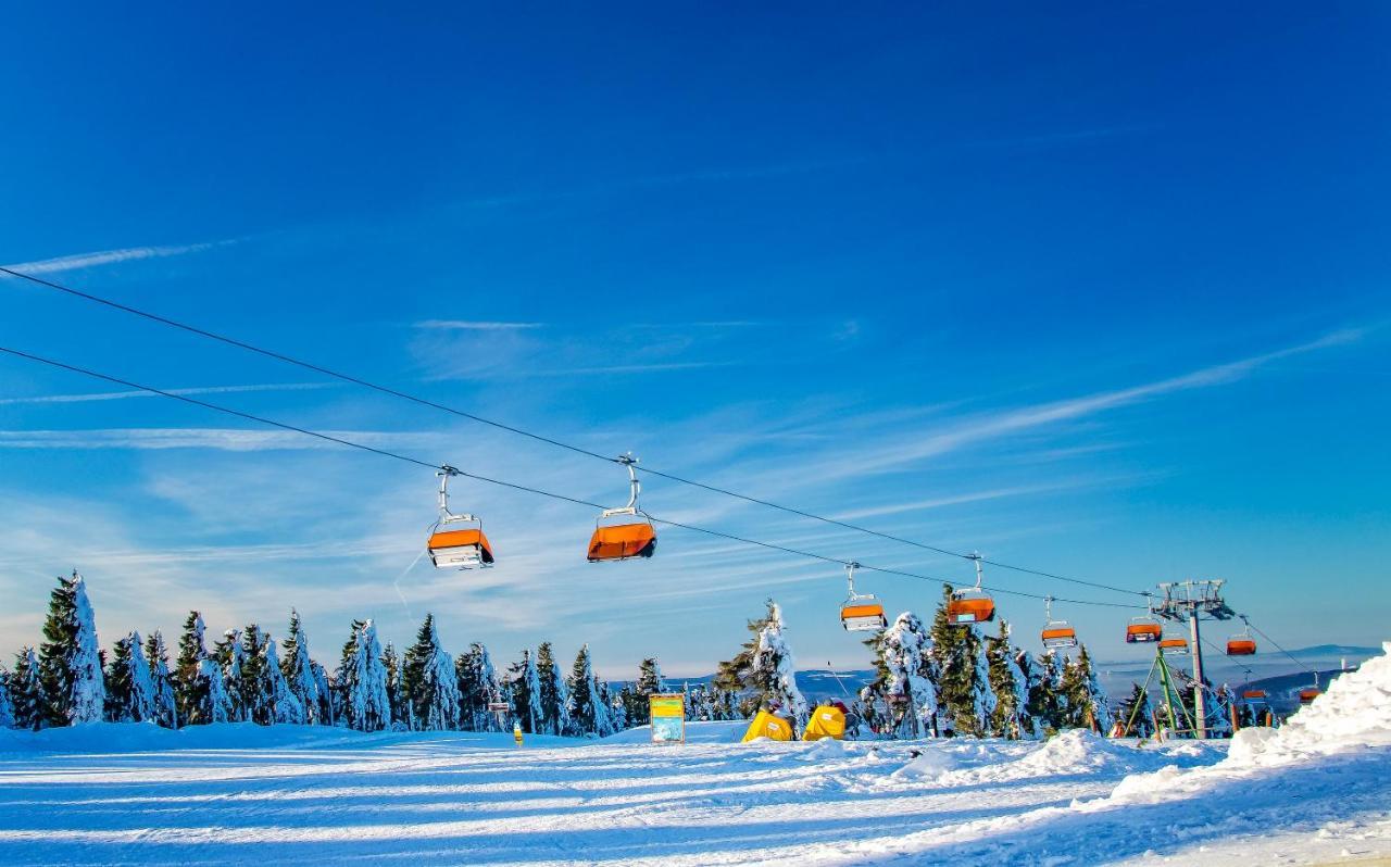 Mirabel Apartments Klinovec Loučná pod Klínovcem Bagian luar foto